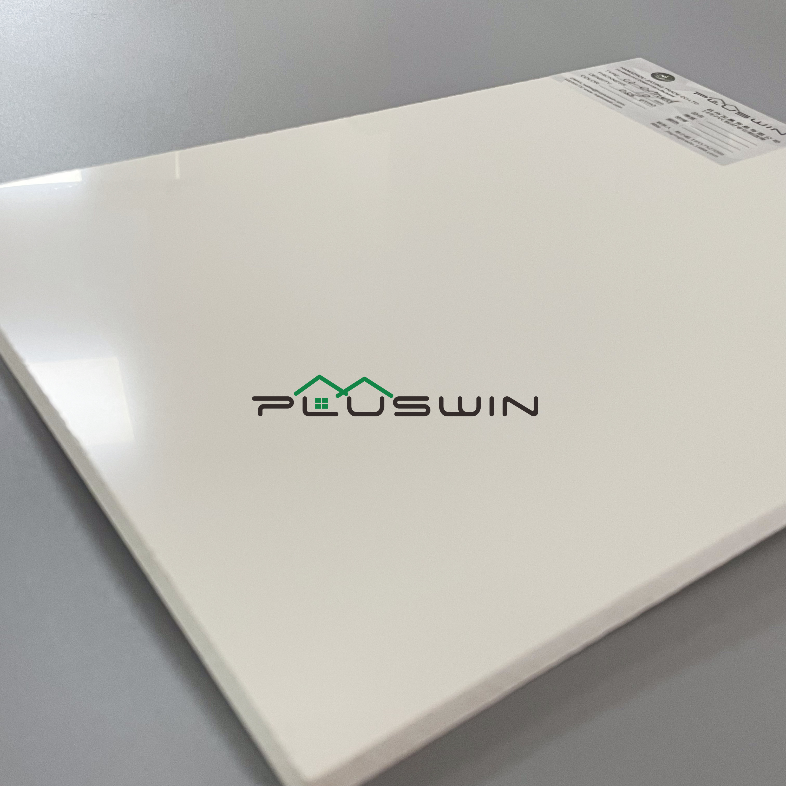 Pluswin 3-30 mm Gloss PVC Gabinet Sheet PVC Co-Extrusion Foam Board