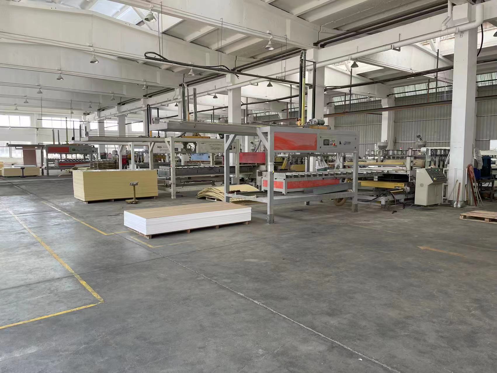 Problemas y soluciones comunes en la producción de PVC Foam Board