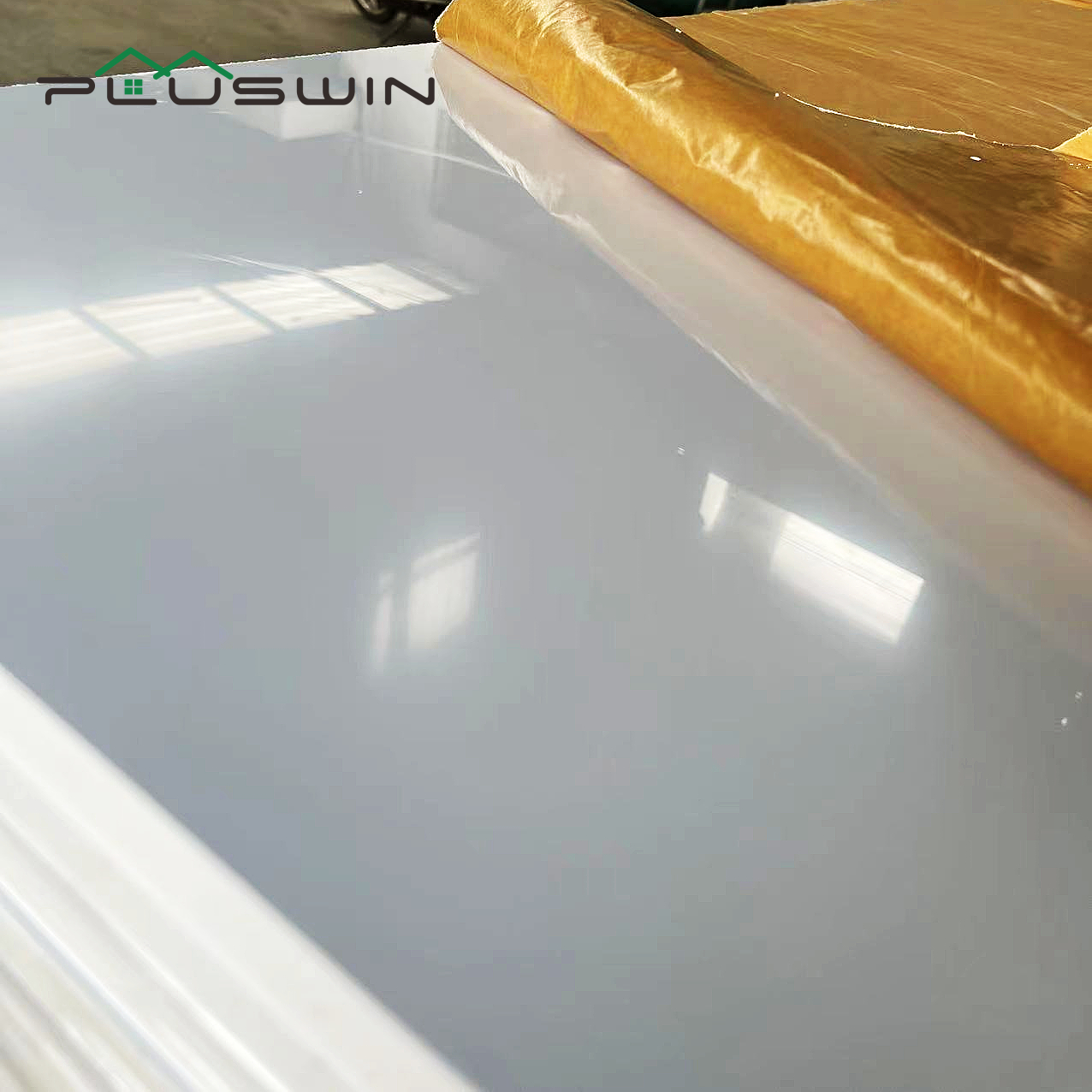 Pluswin 3-30 mm Gloss PVC Gabinet Sheet PVC Co-Extrusion Foam Board