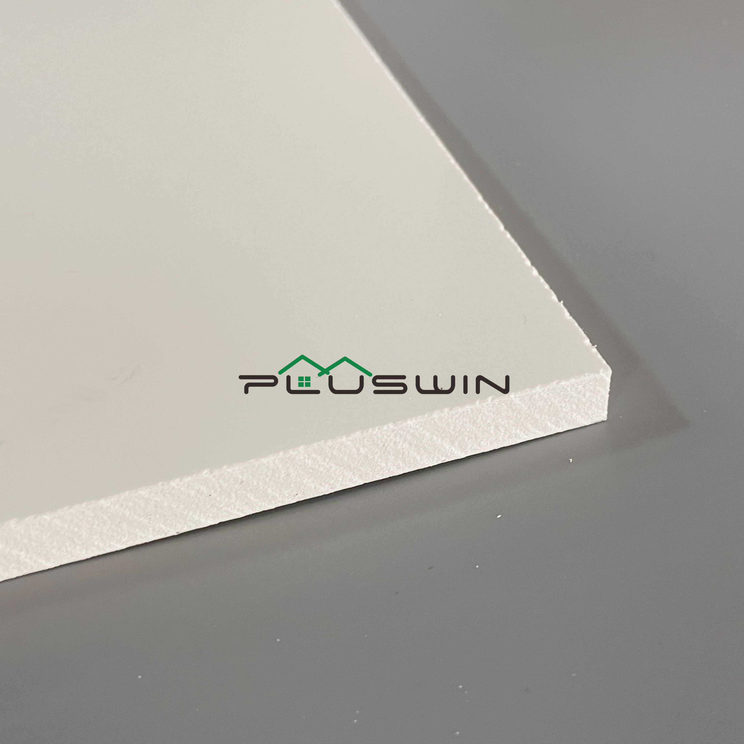 Pluswin 3-30 mm Gloss PVC Gabinet Sheet PVC Co-Extrusion Foam Board