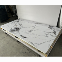 Tablero laminado blanco brillo de 21 mm